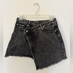 Steve Madden Kyla Skirt- Black Washed Denim Asymmetrical Frayed